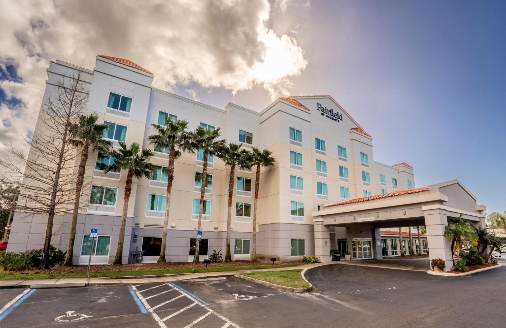 Fairfield Inn & Suites Jacksonville Butler Boulevard Exterior foto
